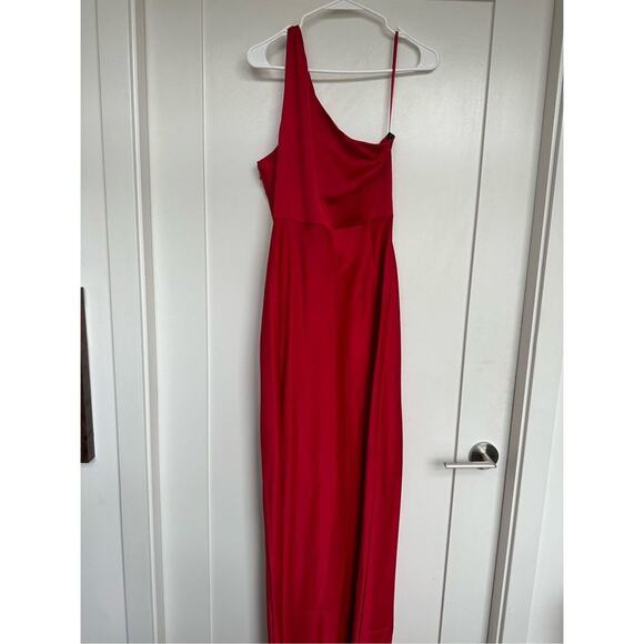 NWT Anthropologie BHLDN Dylan One-Shoulder Satin Side-Slit Gown in Red, Size 12 - Picture 6 of 13